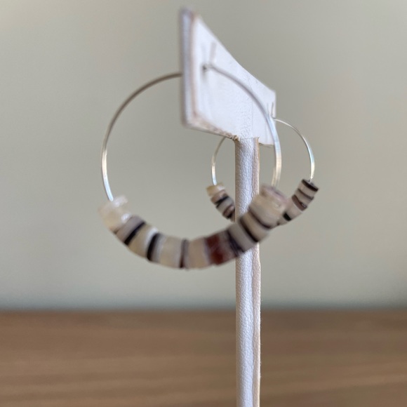 HAND CRAFTED EARRINGS Silver Plated Wire Hoops Amber Shell Rondelles - Picture 8 of 14